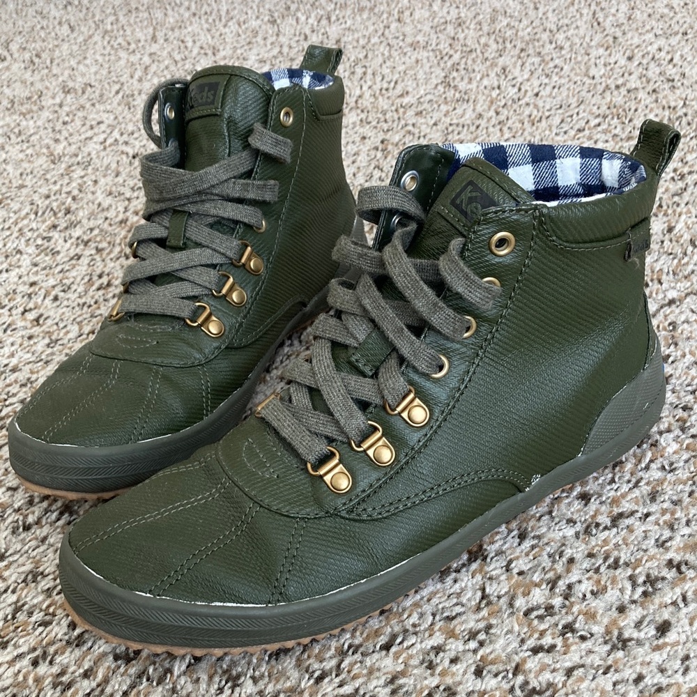 Keds waterproof high tops wmn sz 8.5